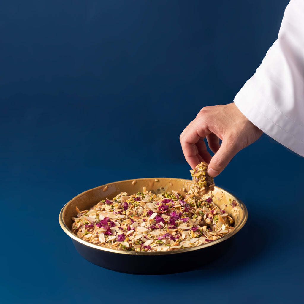 Dates With Sesame Tahini